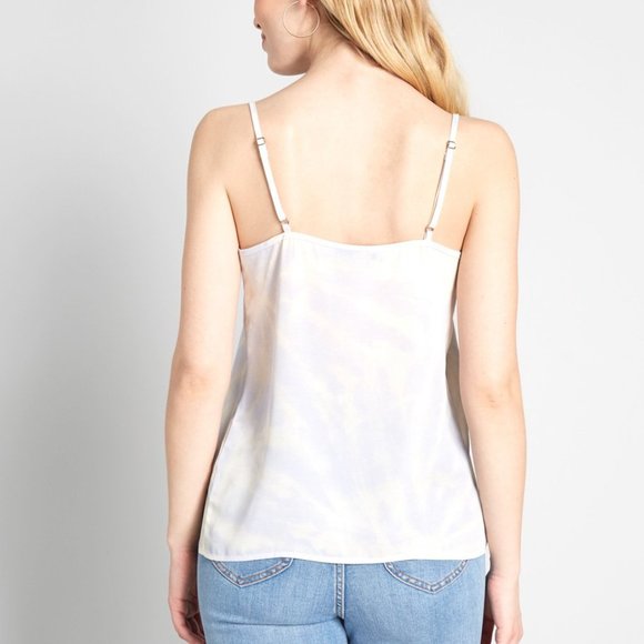 Modcloth | NWT Layer Away Camisole - Picture 2 of 14